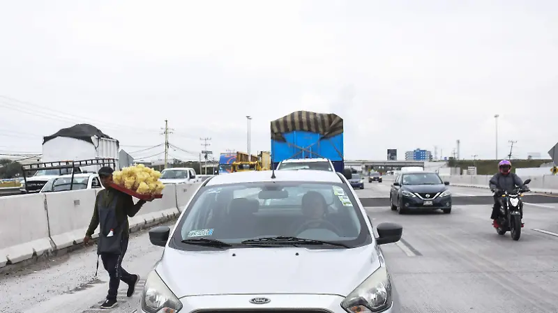 250812 _Vendedores Carretera 57 _MC